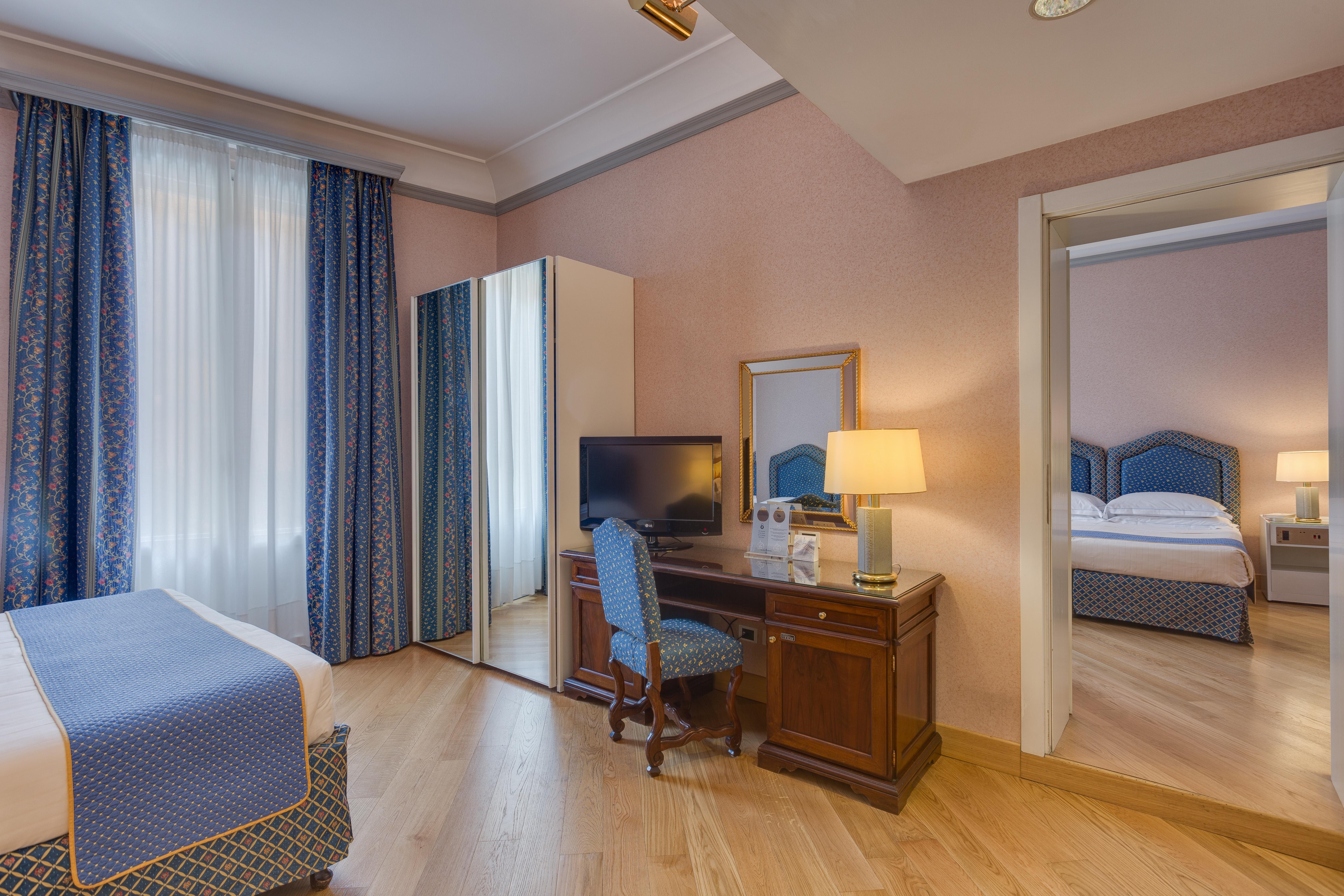 ริโวลี บูทิก โฮเทล Hotel ฟลอเรนซ์ ภายนอก รูปภาพ